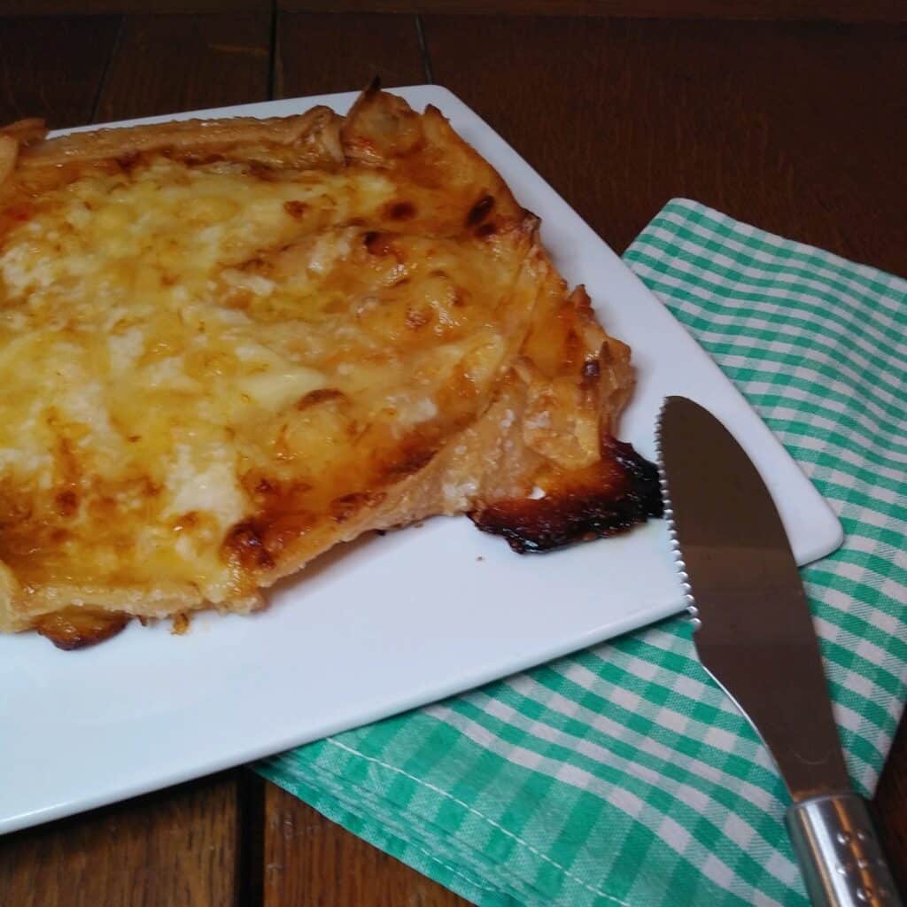 Red Pepper & Swiss Cheese Pastry